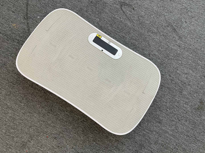 4D Vibration Power Plate