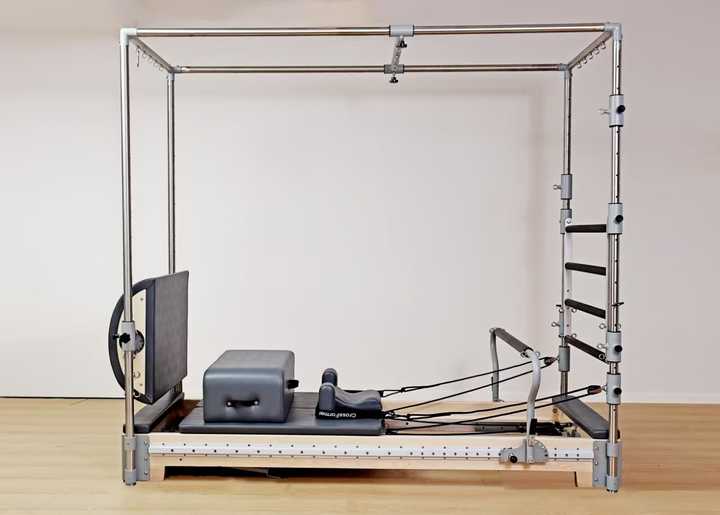 Durable 6+1 Multi-Function Cadillac Bed Reformer with Half Trapeze Tower Pilates Reformer